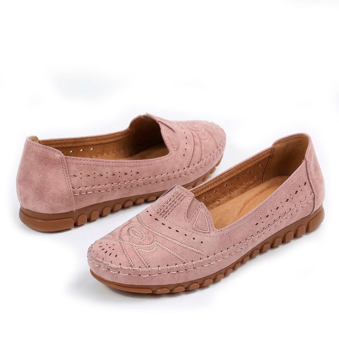 Women's Faux-Suede Laser-Cut Black Loafers Corvine
