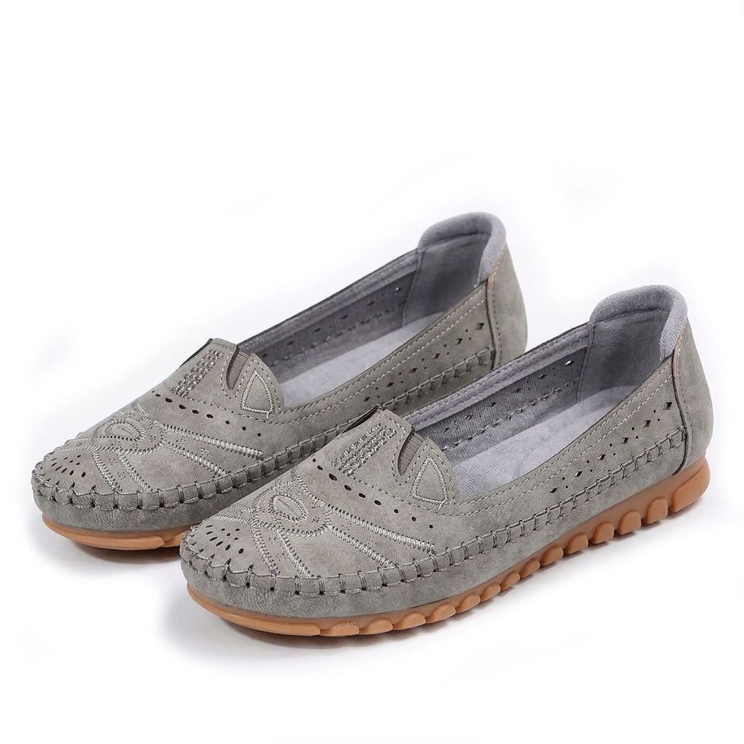Women's Faux-Suede Laser-Cut Black Loafers Corvine