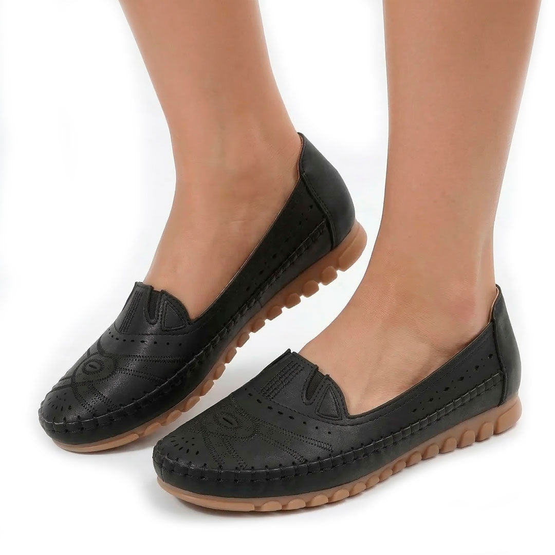 Women's Faux-Suede Laser-Cut Black Loafers Corvine