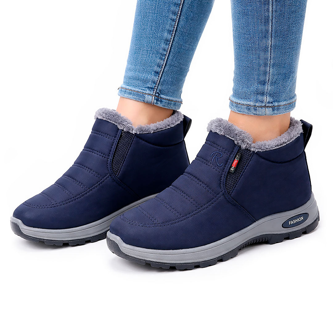 Women's Water-Resistant Quilted Black Ankle Boots Corvine
